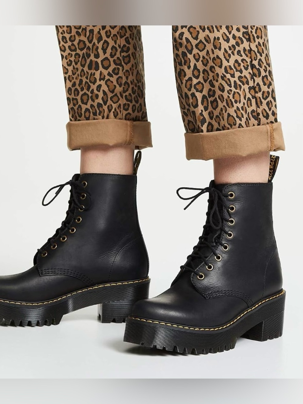 DR. MARTENS | Shriver Hi Leather Lace Up Boots